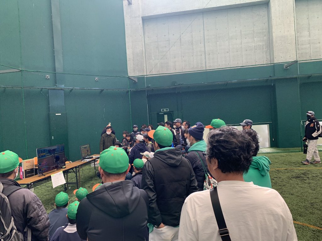 静岡地区学童肘肩検診内 パワフルプロ野球体験イベントの写真１